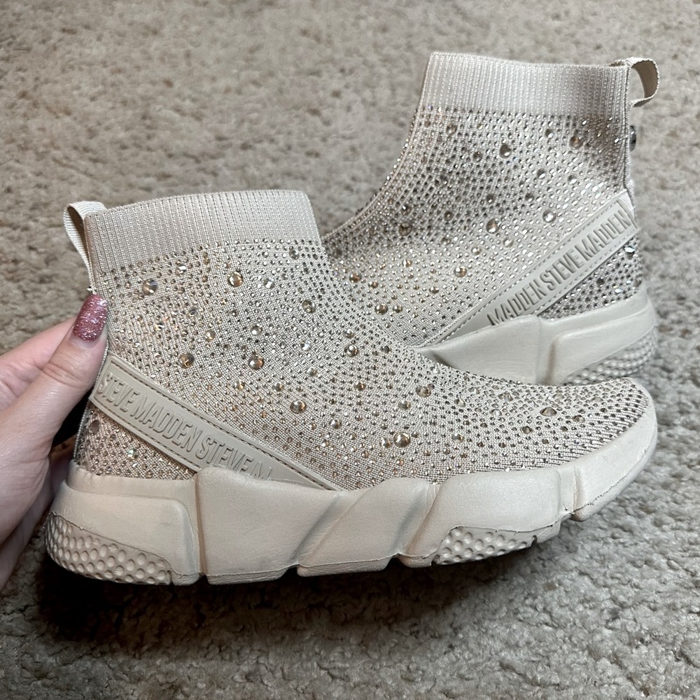 Steve Madden Kaia Encrusted Sock Sneakers Rhinestone Booties 6.5